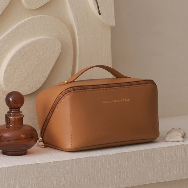 Flora's Makeup Bag Organizer
