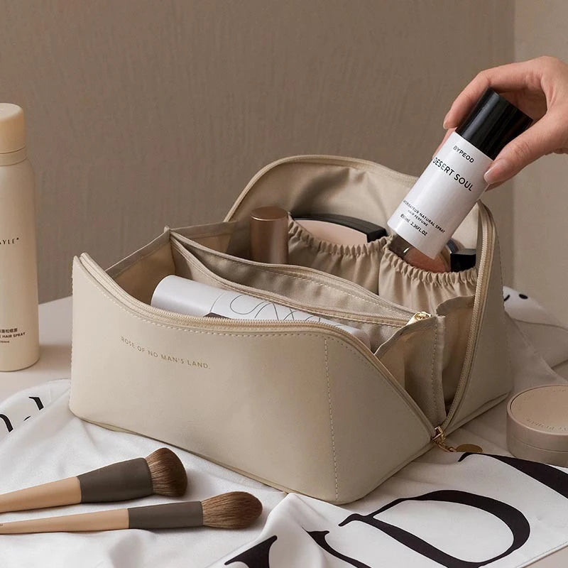 Flora's Makeup Bag Organizer