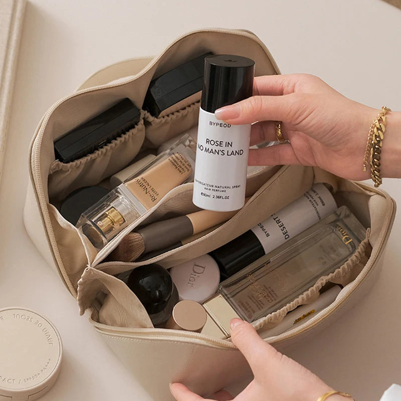 Flora's Makeup Bag Organizer
